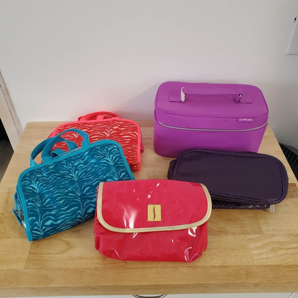 5 Peice Make up bag lot